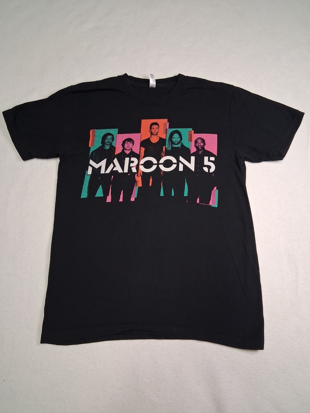 4/20$ Maroon 5 Black Short Sleeve Graphic Tee - Band Logo